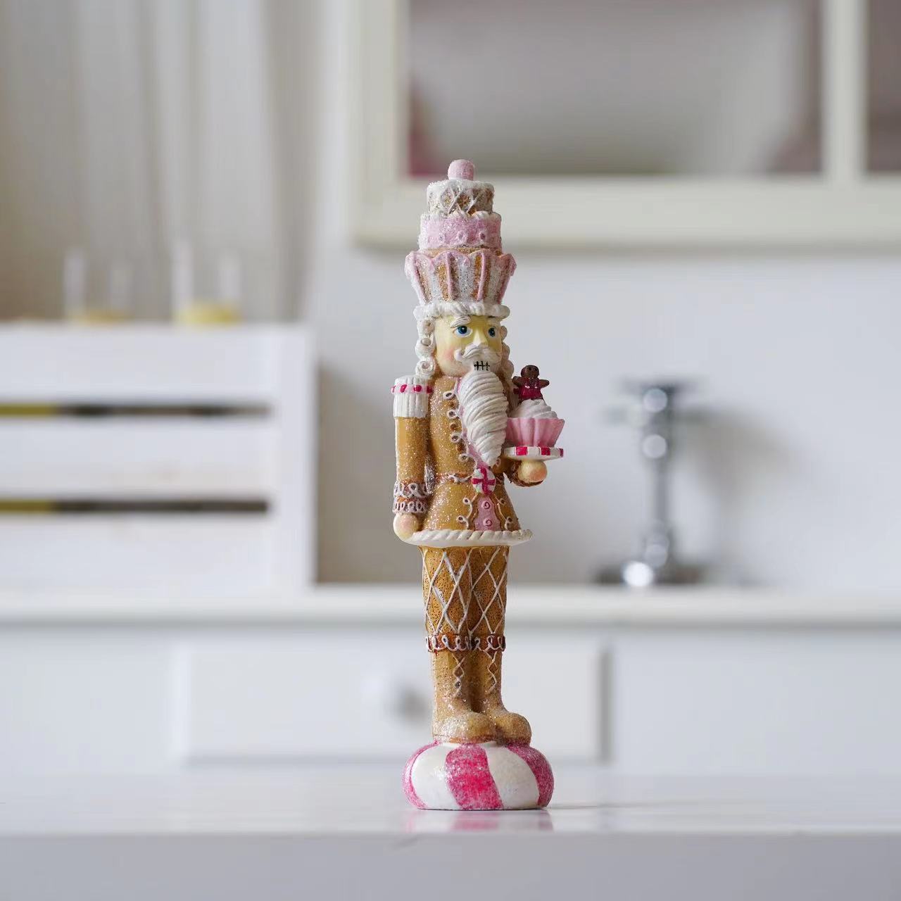 Sweet Pink Nutcracker Soldier  - Nutcracker Figurine recensie en prijs