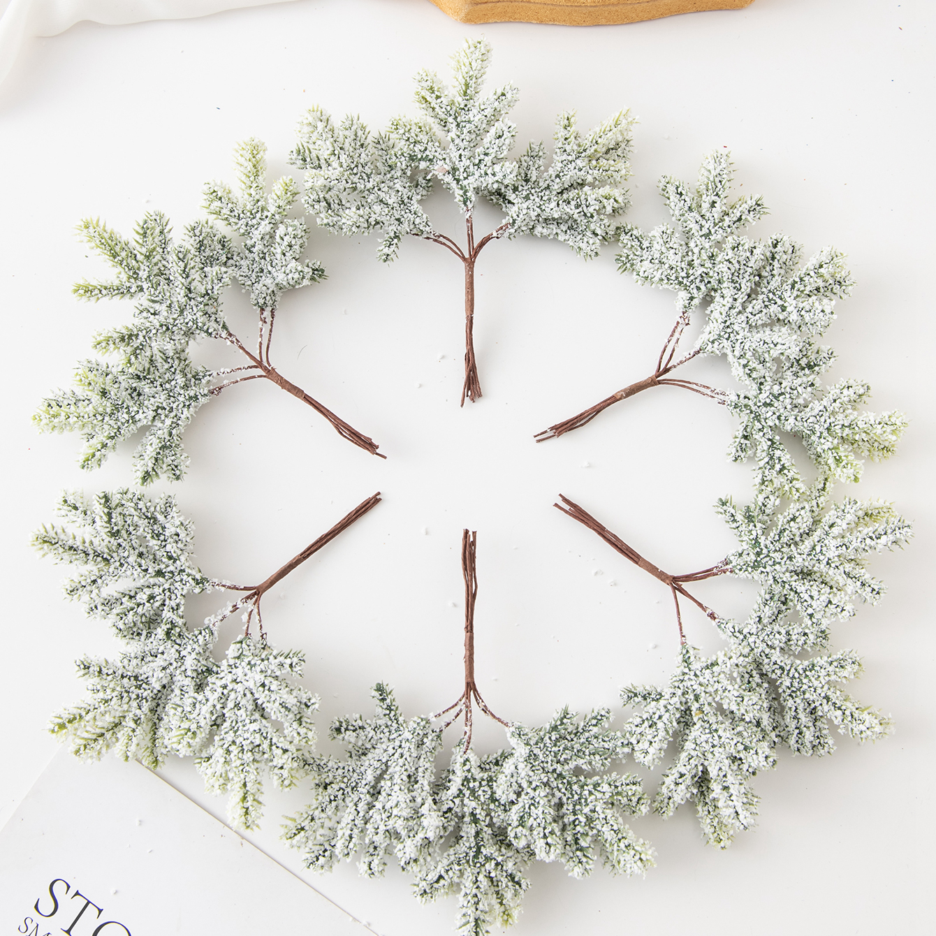 6PCS Artificial Plant Green Le - Christmas Wreath Fake recensie en prijs