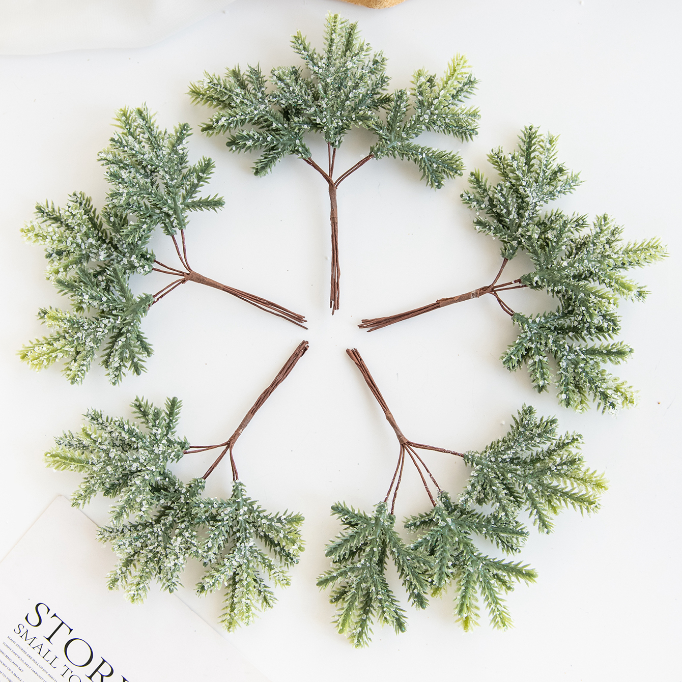 6PCS Artificial Plant Green Le - Christmas Wreath Fake recensie en prijs