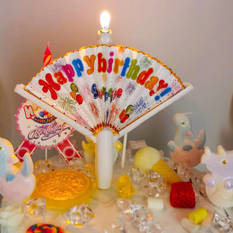 Vibrant Multi Color Automatic  - Holiday Candle Set recensie en prijs