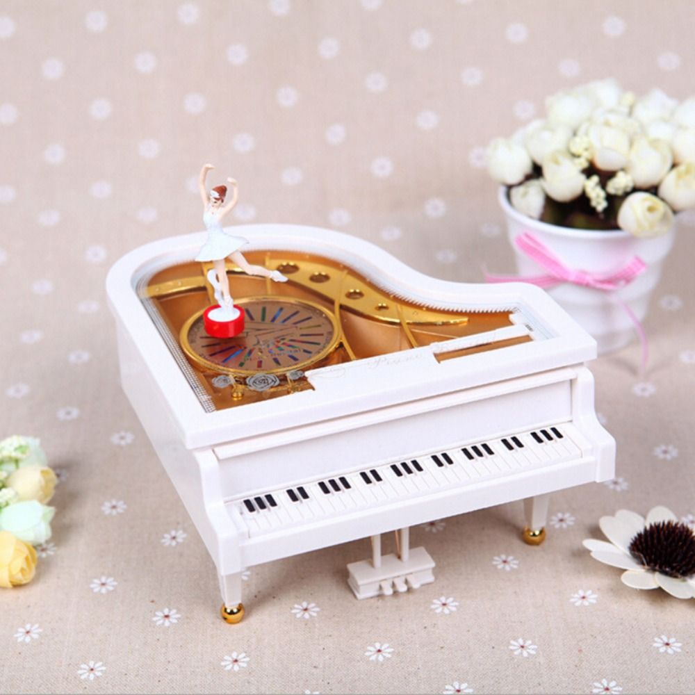 European-style Piano Model Mus - Snow Globe Musical recensie en prijs